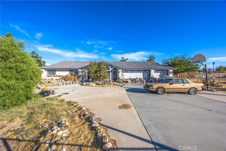 17821 Mauna Loa, Hesperia, CA 92345 - #2
