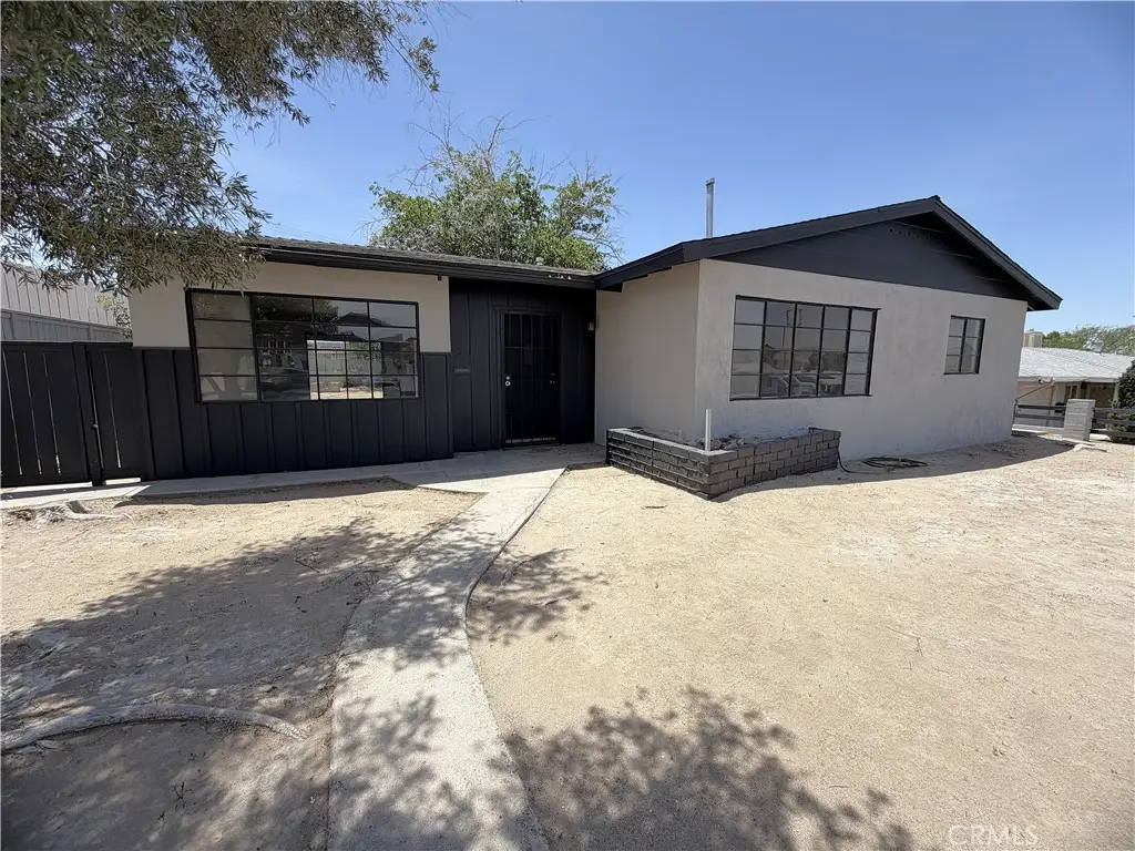 320 Frances, Barstow, CA 92311 - #1