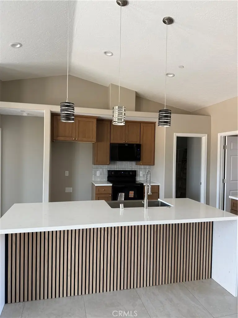 10955 E Avenue, Hesperia, CA 92345 - #3