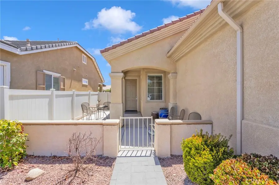 19535 Hanely, Apple Valley, CA 92308 - #3