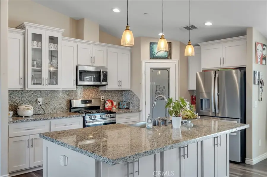 11374 Desert View, Pinon Hills, CA 92372 - #2