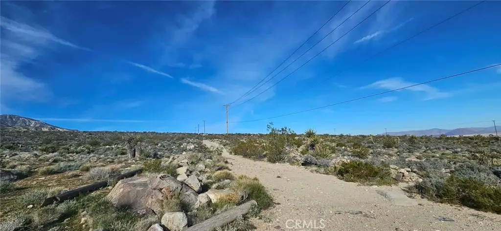 800 Meehleis, Lucerne Valley, CA 92356 - #1