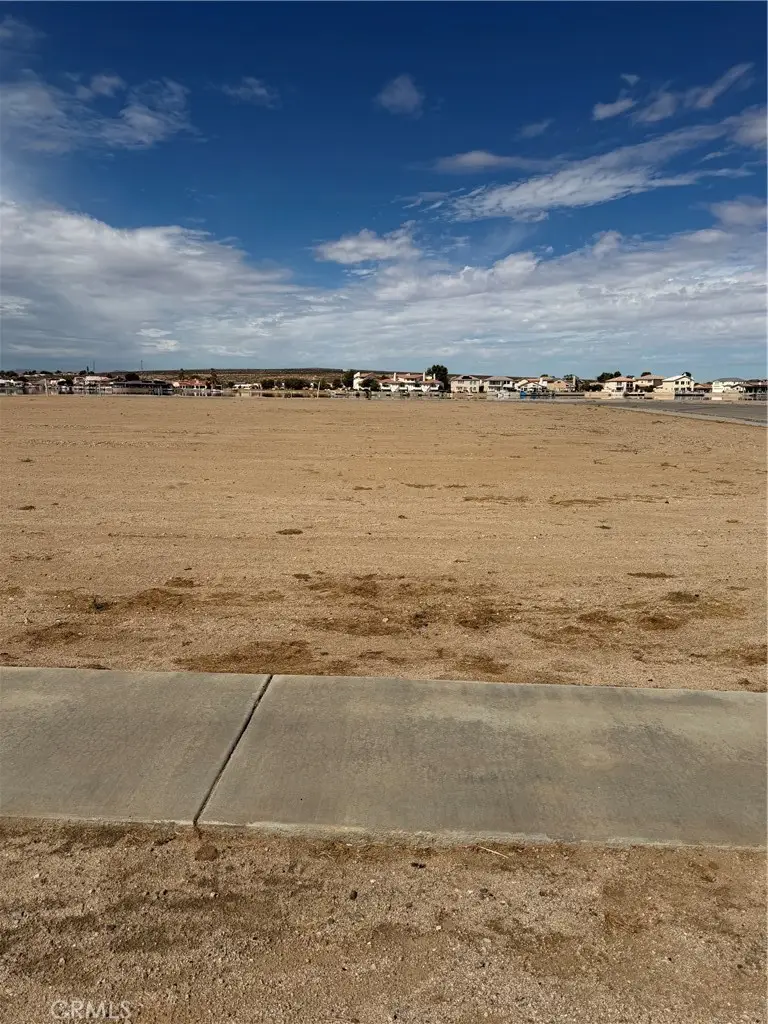 9 Lakeview, Helendale, CA 92342 - #1