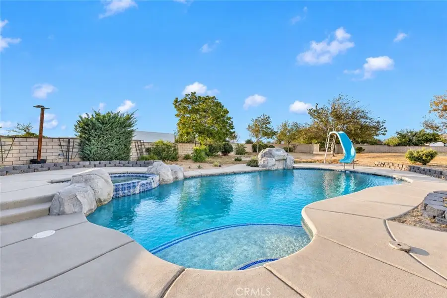 8250 Cataba, Oak Hills, CA 92344 - #3