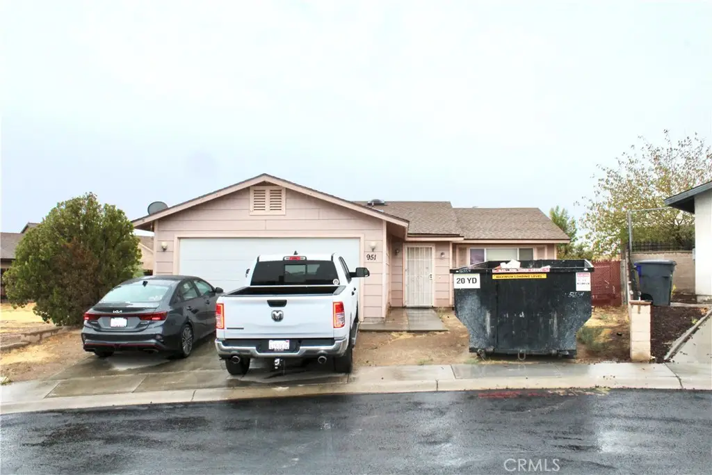 951 Chateau Way, Barstow, CA 92311 - #1