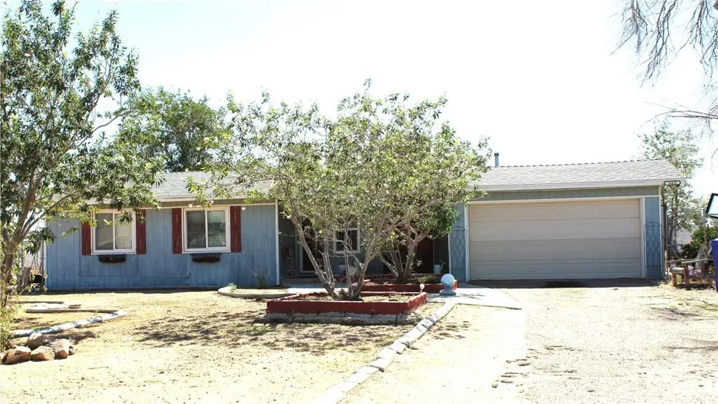 14435 Iroquois Road, Apple Valley, CA 92308 - #1