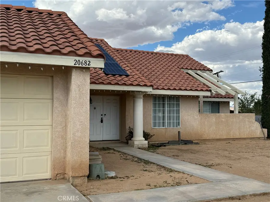 20682 Pahute Road, Apple Valley, CA 92308 - #2
