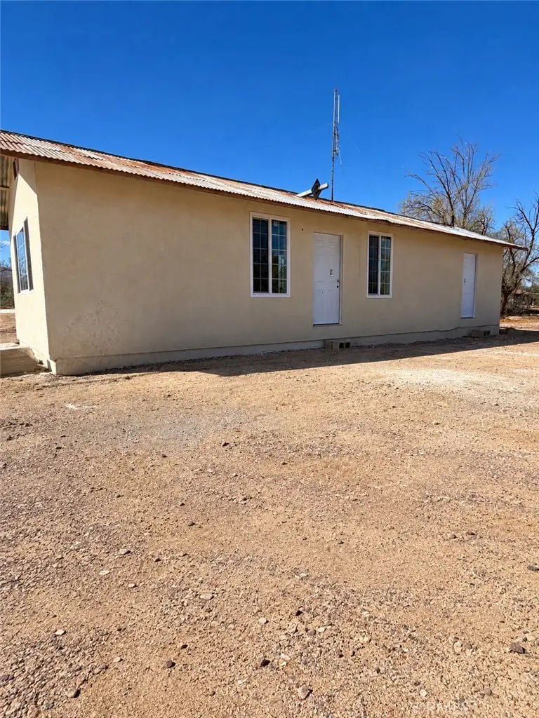 36558 Santa Fe, Daggett, CA 92327 - #3