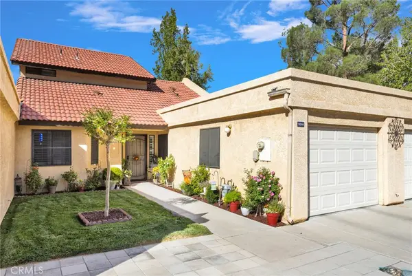 19044 Elm Drive, Apple Valley, CA 92308