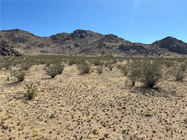 10 Hwy 395, Hinkley, CA 92347