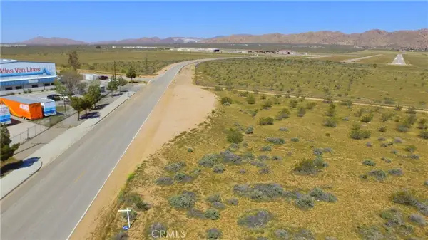 46338151 Corwin Road, Apple Valley, CA 92307