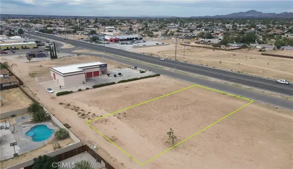 43436716 Bear Valley Road, Apple Valley, CA 92308