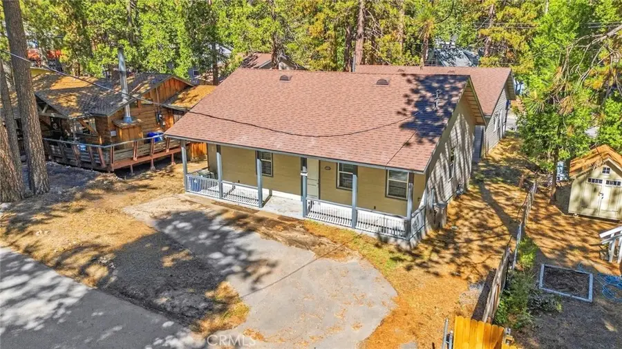 2621 Secret Drive, Running Springs, CA 92382 - #3