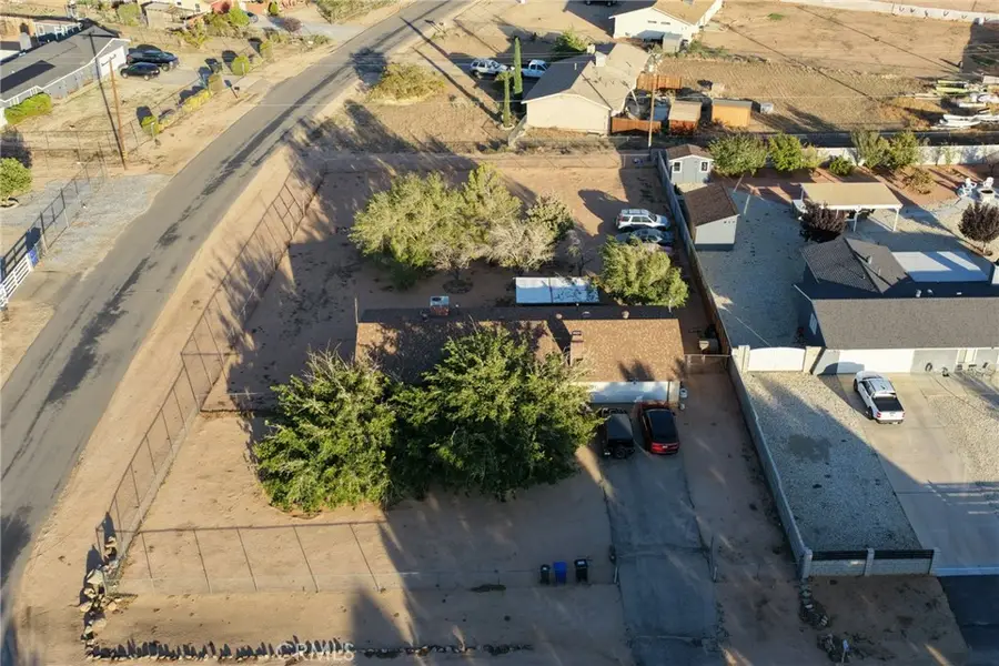 10627 Mohawk Road, Apple Valley, CA 92308 - #2