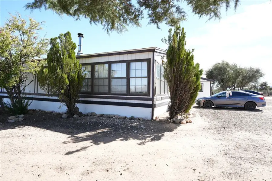 10960 Duxbury Road, Oak Hills, CA 92344 - #2