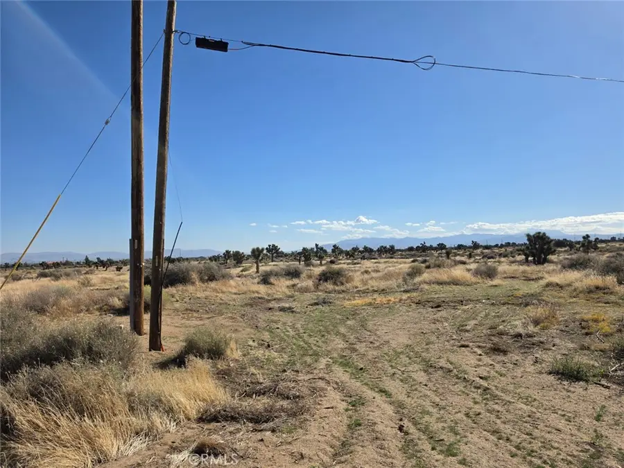 2 Acacia, Phelan, CA 92371 - #2
