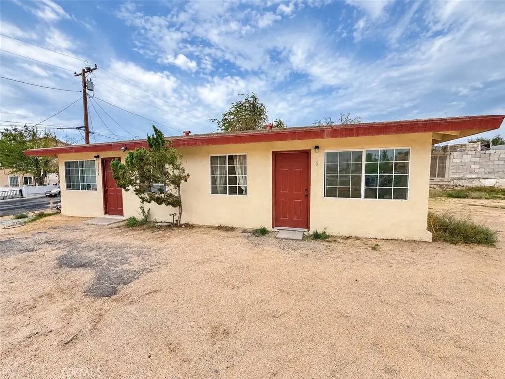 15466 3rd, Victorville, CA 92395 - #1