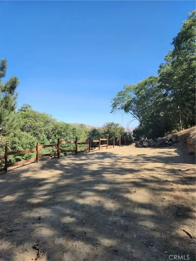 1563 Rock Ridge Drive, Lake Arrowhead, CA 92352 - #2