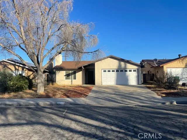 44504 Watford Avenue, Lancaster, CA 93535 - #1