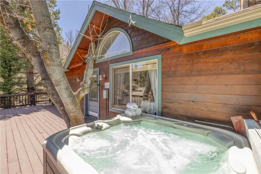 1065 S Minton Avenue, Big Bear City, CA 92314 - Image #2