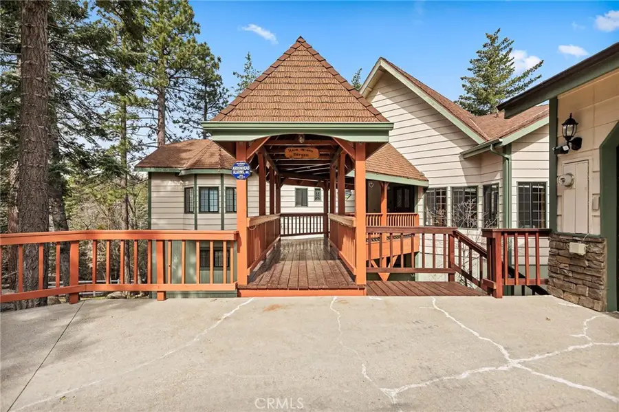 32424 Snowshoe Lane, Running Springs, CA 92382 - #2