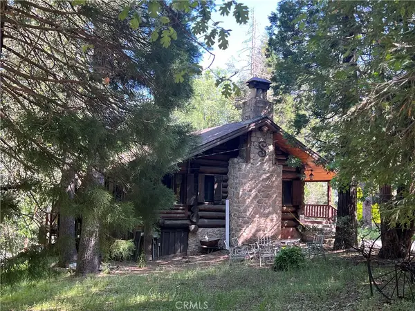 28879 Sycamore Drive, Lake Arrowhead, CA 92385