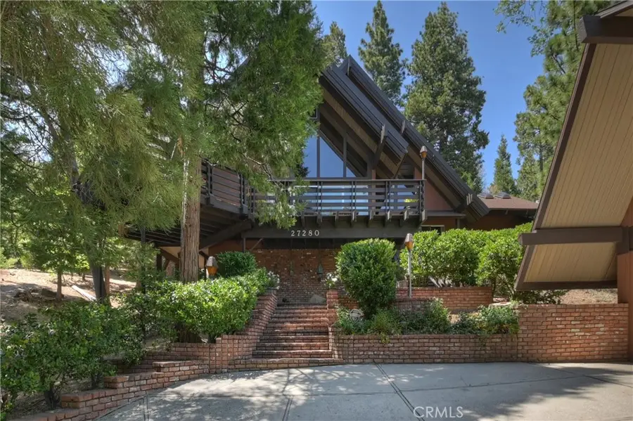 27280 Peninsula Drive, Lake Arrowhead, CA 92352 - Image #2