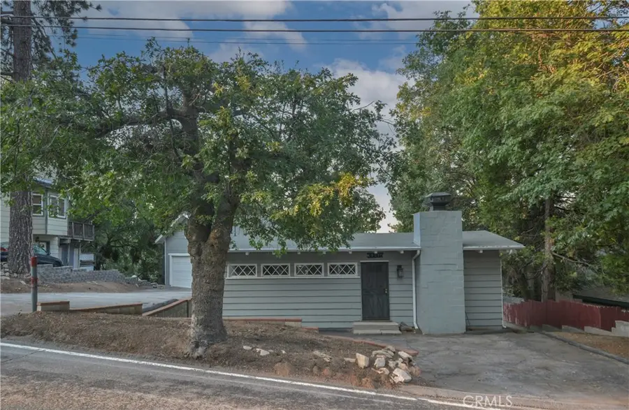 30607 Live Oak Drive, Running Springs, CA 92382 - Image #2