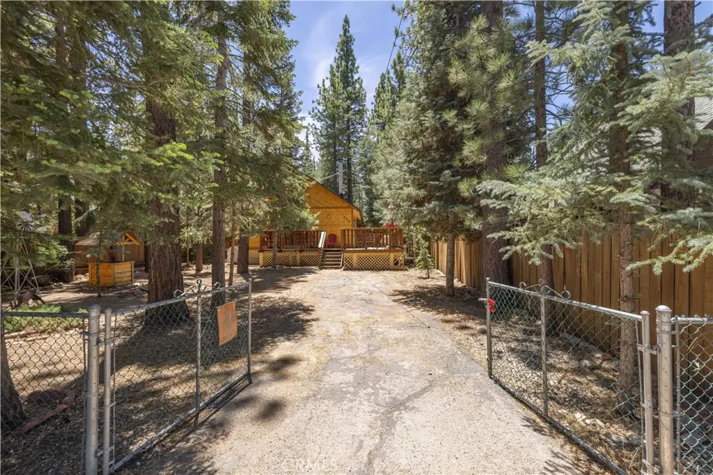 1004 Sugarloaf Boulevard, Big Bear City, CA 92314 - Image #1