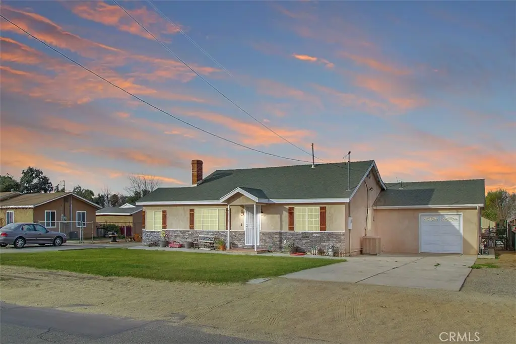 4234 Center Avenue, Norco, CA 92860 - #1