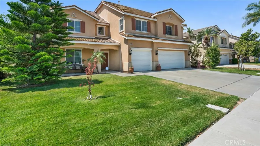 13726 Kiwi Avenue, Eastvale, CA 92880 - Image #2