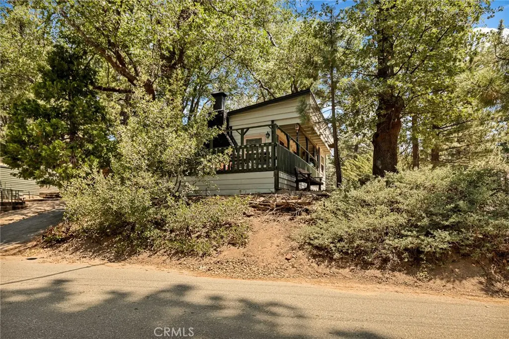 33400 Bluebird Drive, Green Valley Lake, CA 92341 - Image #1