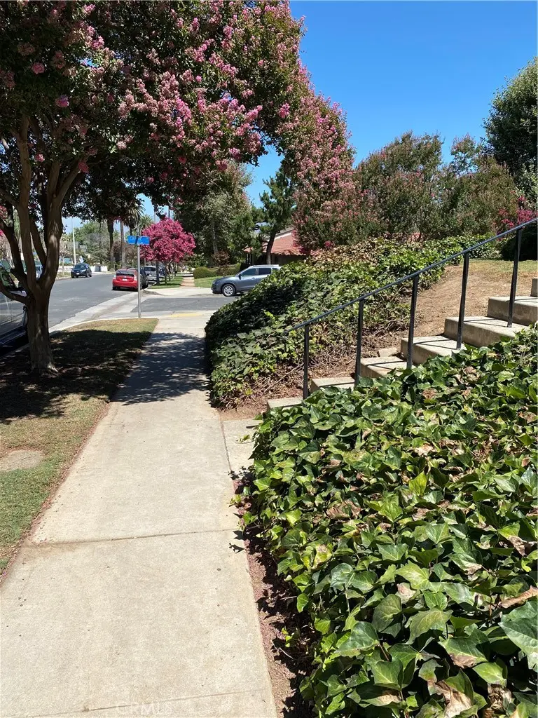 525 La Verne Street, Redlands, CA 92373 - #3