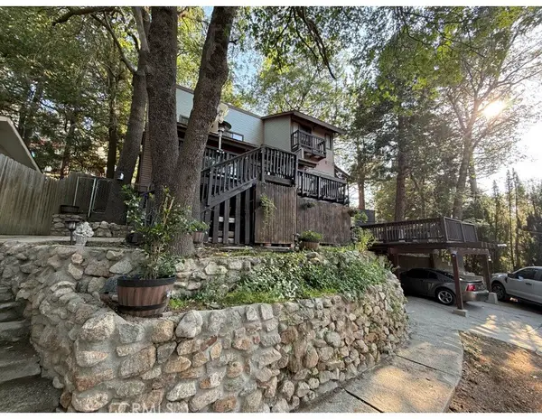 583 Arbula Drive, Crestline, CA 92325