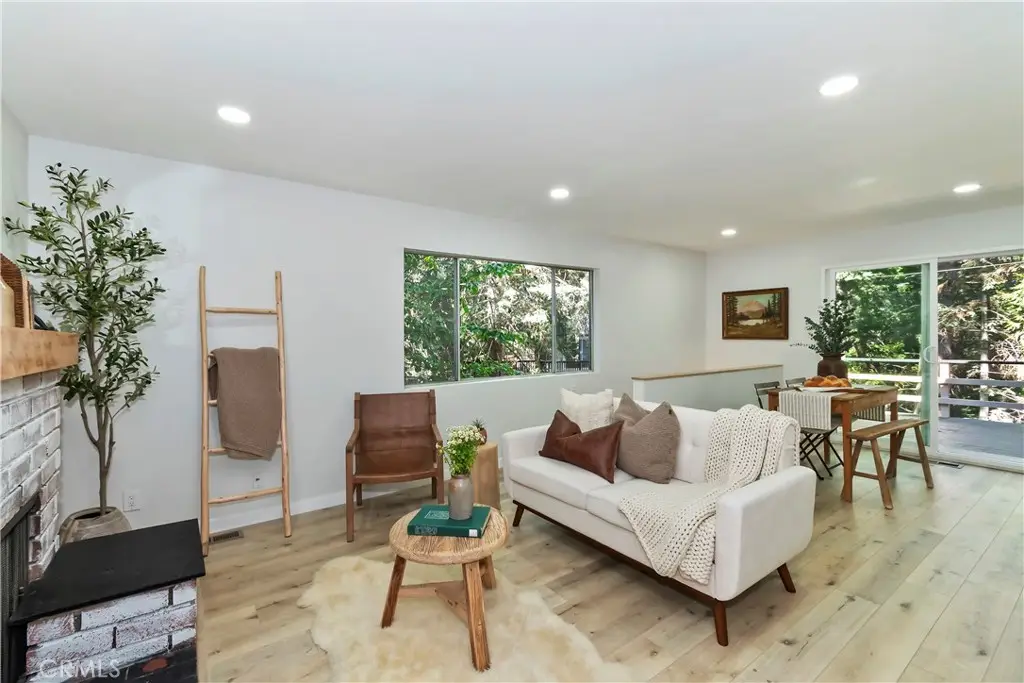 377 Hillside, Lake Arrowhead, CA 92352 - #1