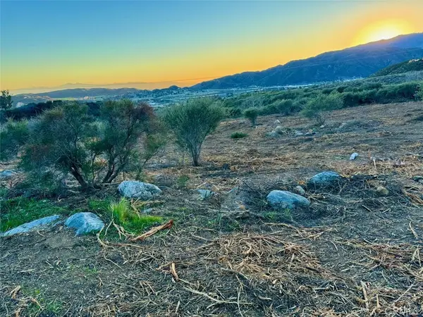 18681 Deercrest Estates Place, Devore, CA 92407