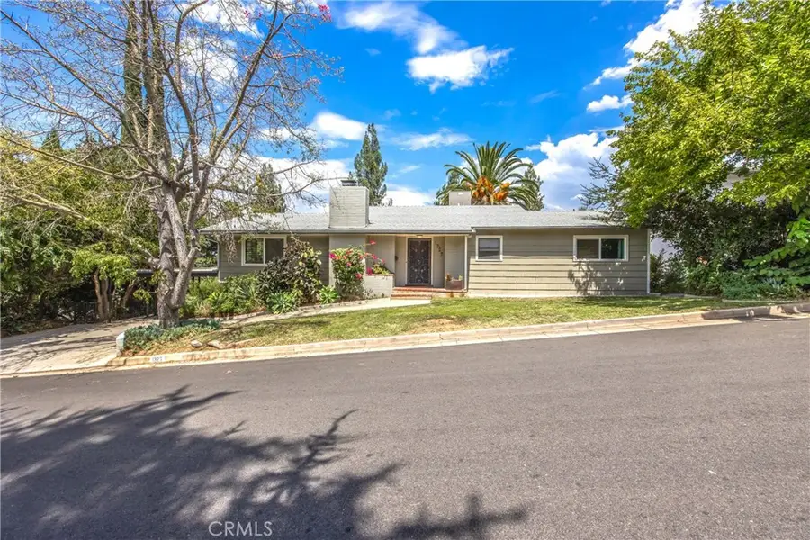 1327 Monterey Street, Redlands, CA 92373 - Image #2