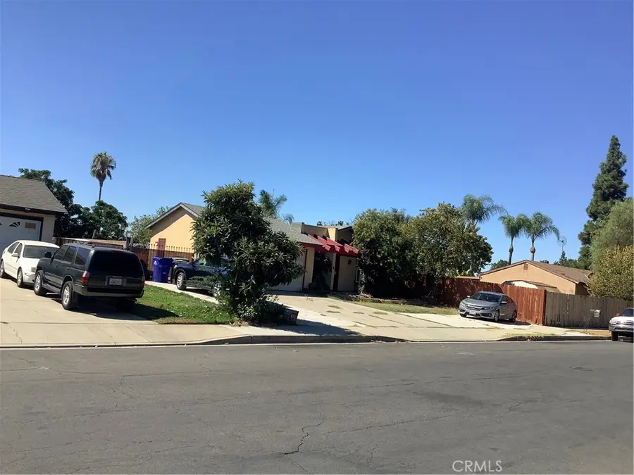 304 E Cedar St, Ontario, CA 91761 - Image #2