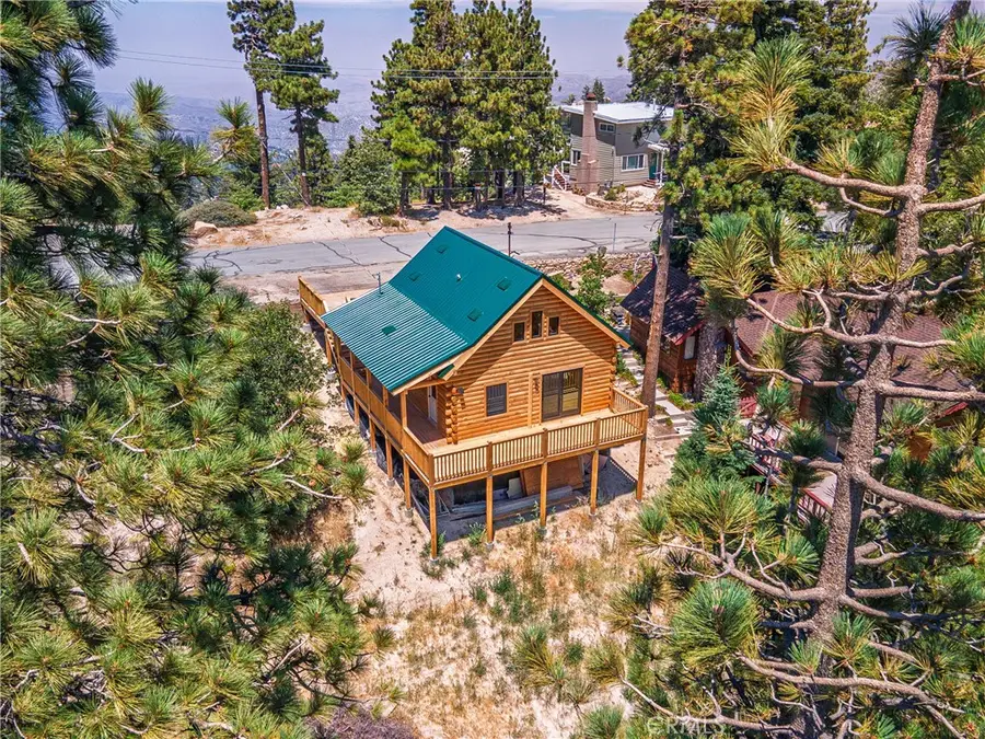 33149 Holcomb Creek Drive, Green Valley Lake, CA 92341 - Image #2