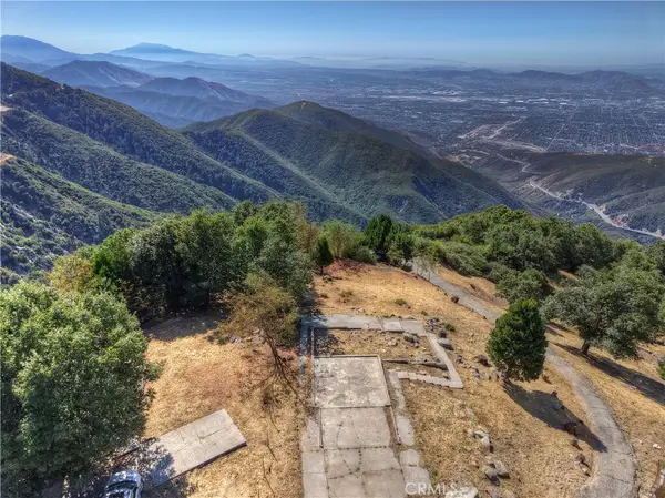 1180 Saturn Way, Crestline, CA 92325