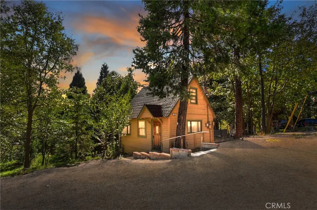 1262 Bear Springs Road, Rimforest, CA 92378 - #1