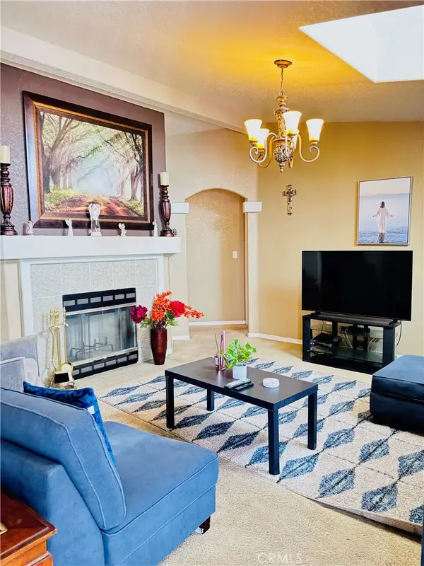 17377 Valley #19, Fontana, CA 92335