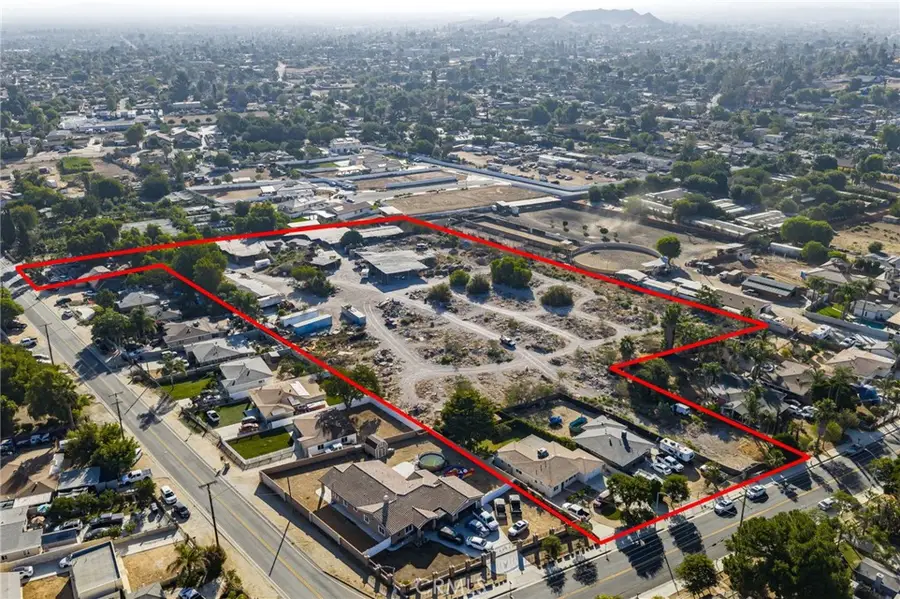 10702 Cypress, Riverside, CA 92505 - #3