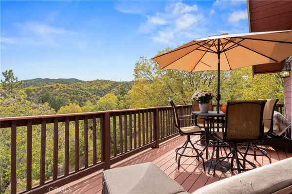 705 Cypress Road, Cedar Glen, CA 92321