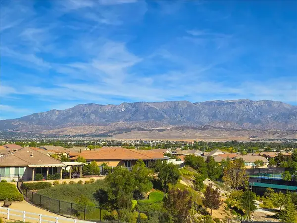 428 Saddlerock, Beaumont, CA 92223