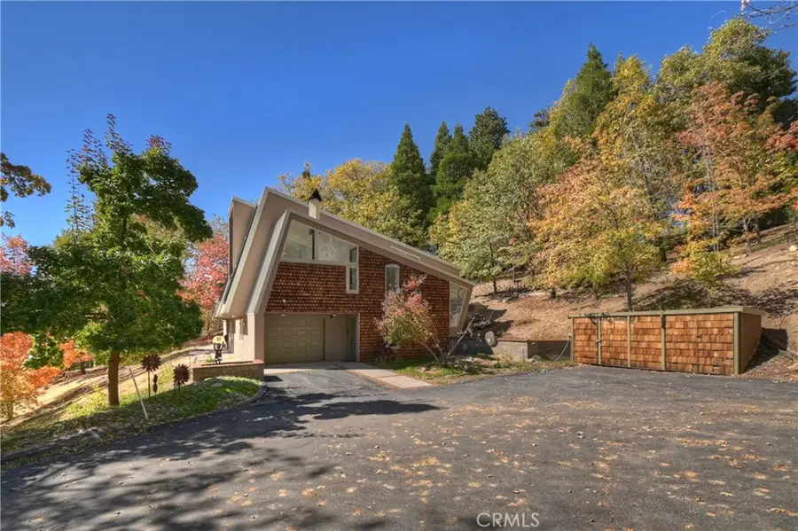 22 Holly Drive, Running Springs, CA 92382 - Image #2