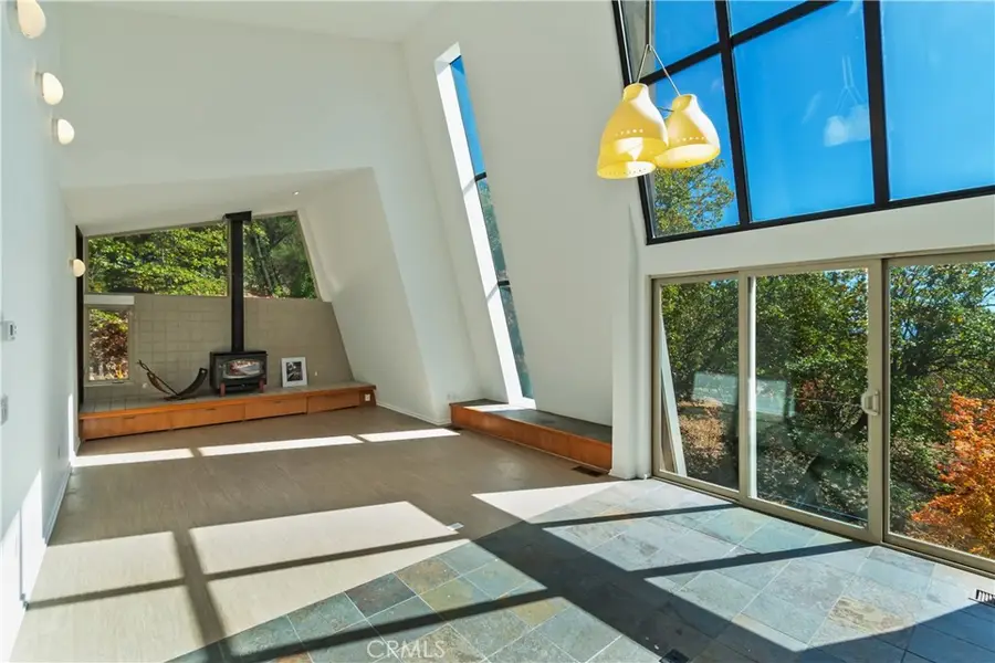 22 Holly Drive, Running Springs, CA 92382 - Image #3