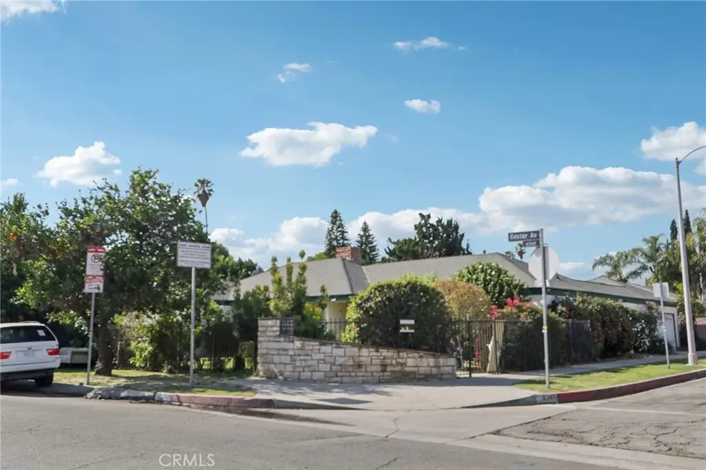 8345 Kester, Panorama City, CA 91402 - #1