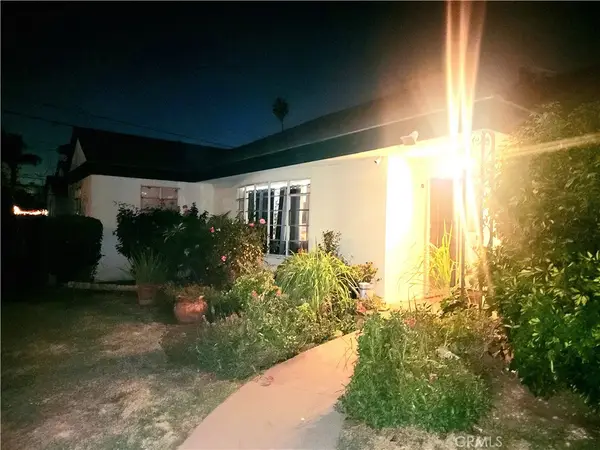 8345 Kester, Panorama City, CA 91402