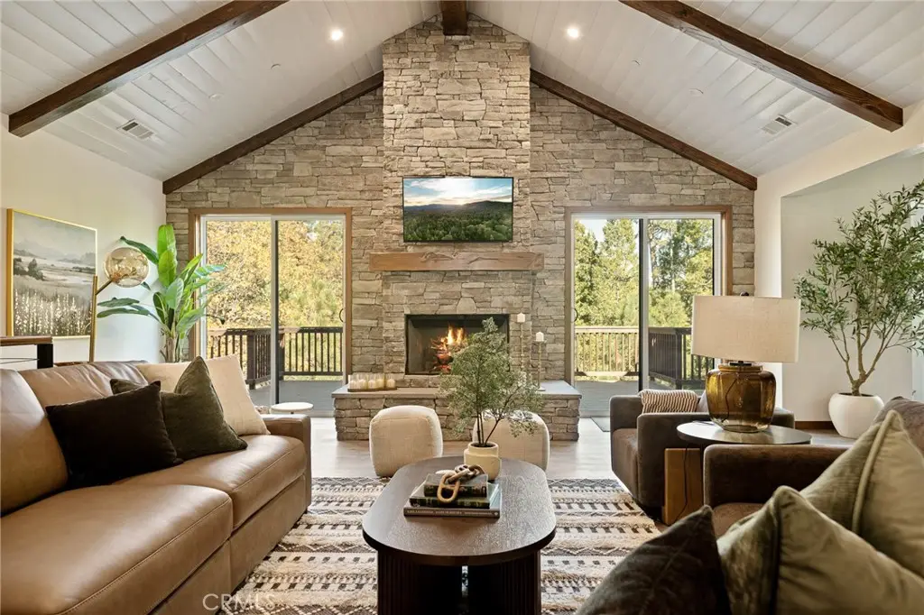 1285 N State Highway 173, Lake Arrowhead, CA 92352 - Image #1